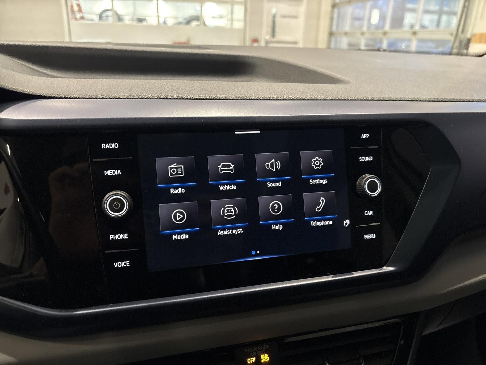 2022 Volkswagen Taos SE FWD