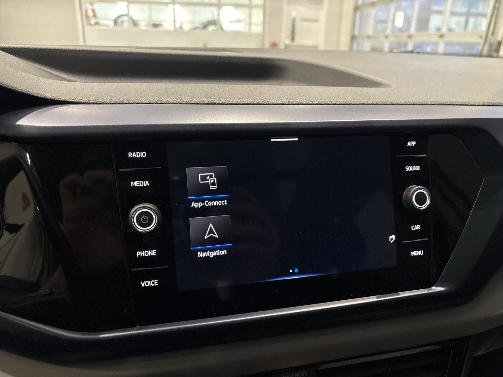 2022 Volkswagen Taos SE FWD