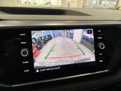 2022 Volkswagen Taos SE FWD