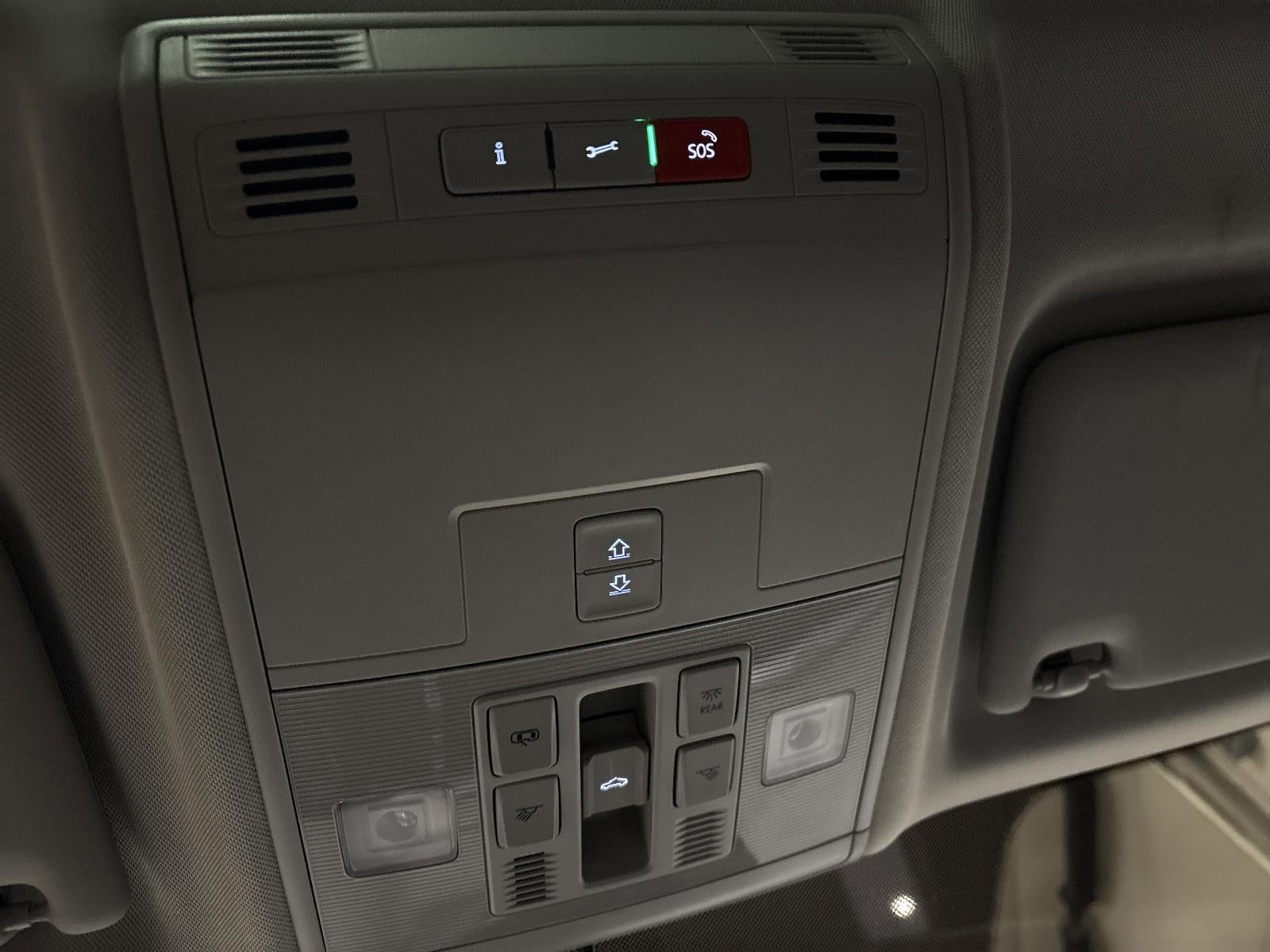 2022 Volkswagen Taos SE FWD