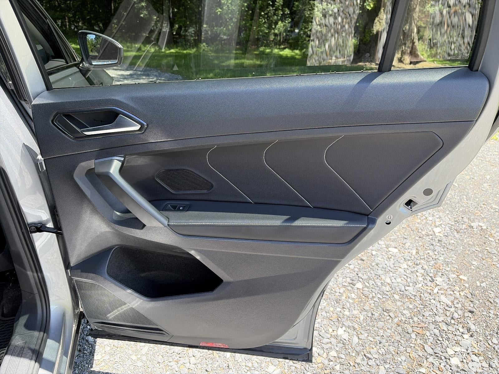 2024 Volkswagen Tiguan 2.0T SE 4MOTION