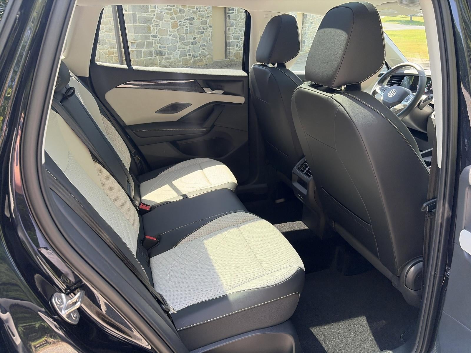 2025 Volkswagen Tiguan 2.0T SE 4MOTION