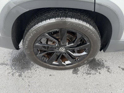 2023 Volkswagen Taos SE 4MOTION *Ltd Avail*