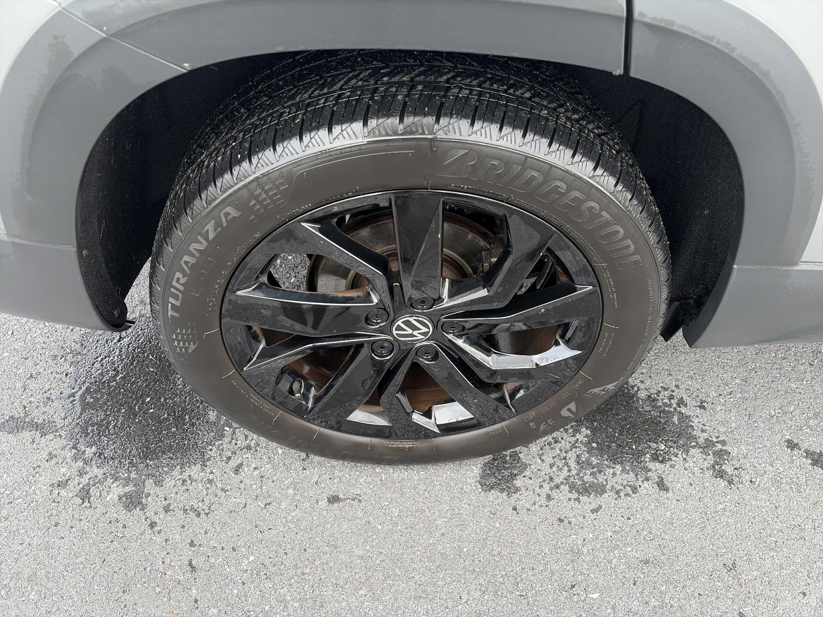 2023 Volkswagen Taos SE 4MOTION *Ltd Avail*