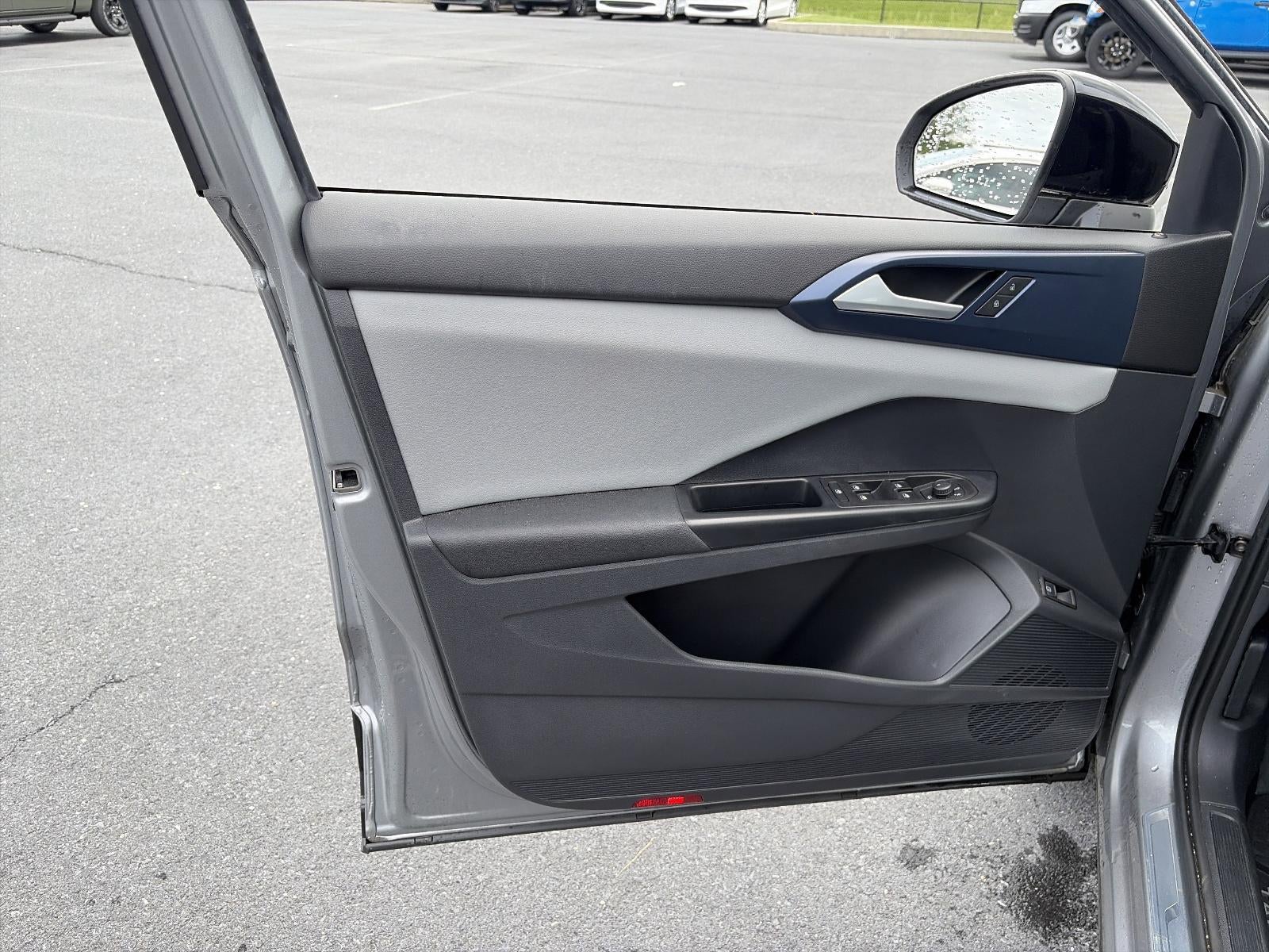 2023 Volkswagen Taos SE 4MOTION *Ltd Avail*