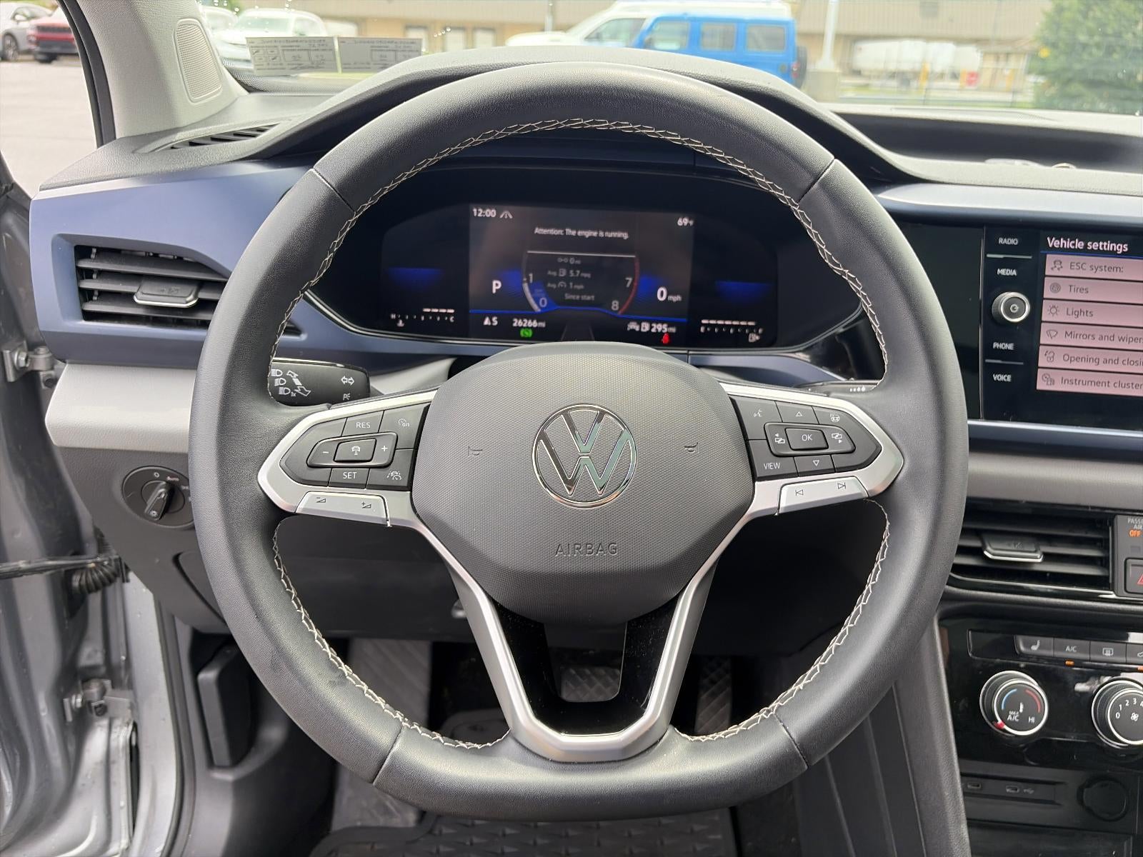 2023 Volkswagen Taos SE 4MOTION *Ltd Avail*
