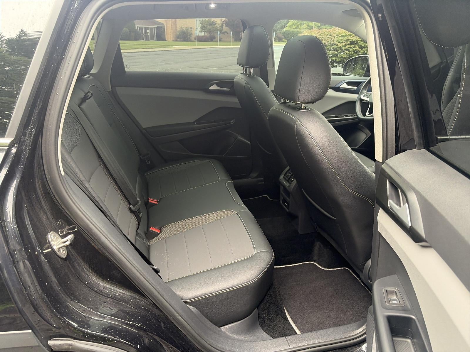 2023 Volkswagen Taos SE 4MOTION *Ltd Avail*
