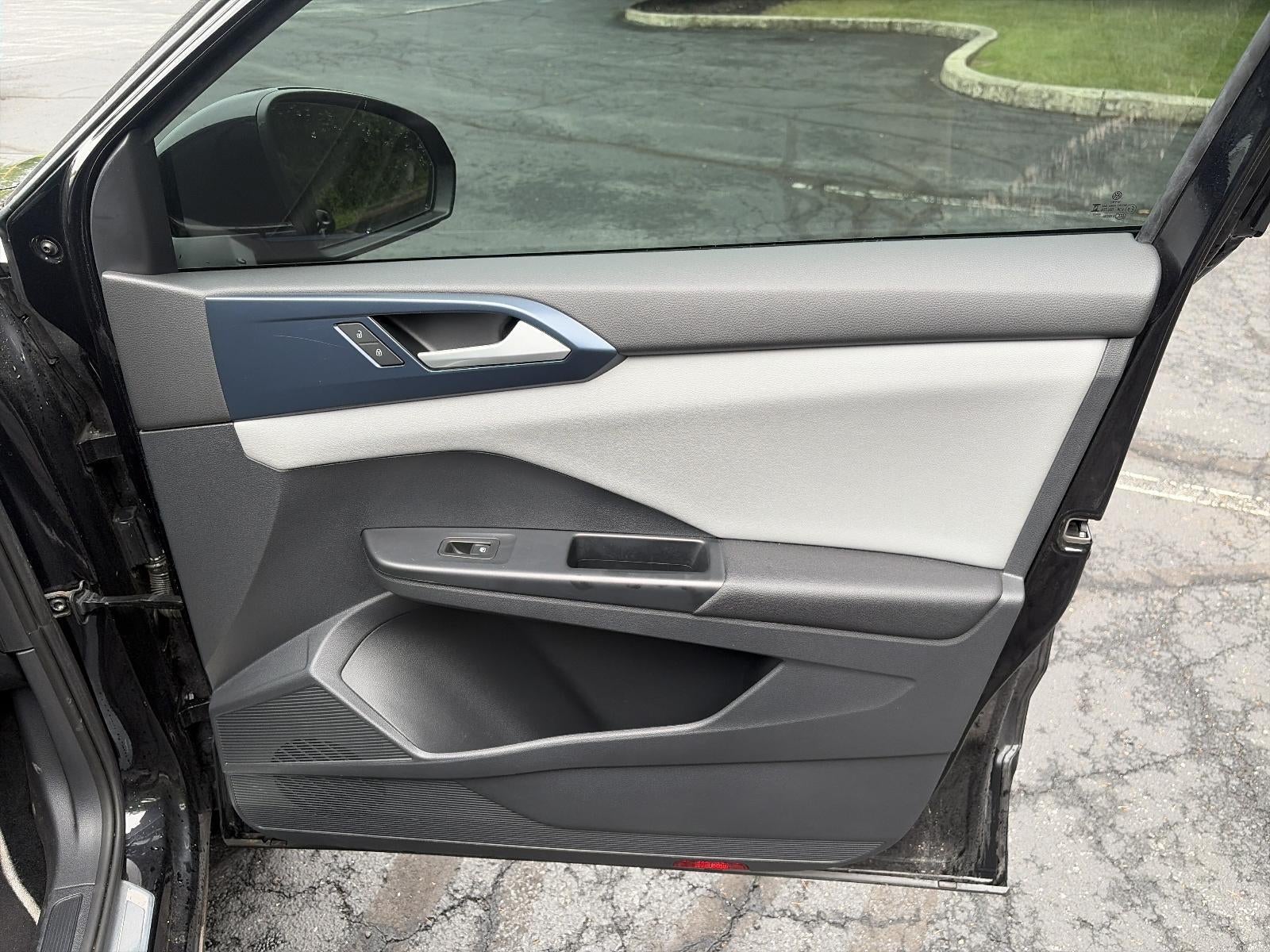 2023 Volkswagen Taos SE 4MOTION *Ltd Avail*
