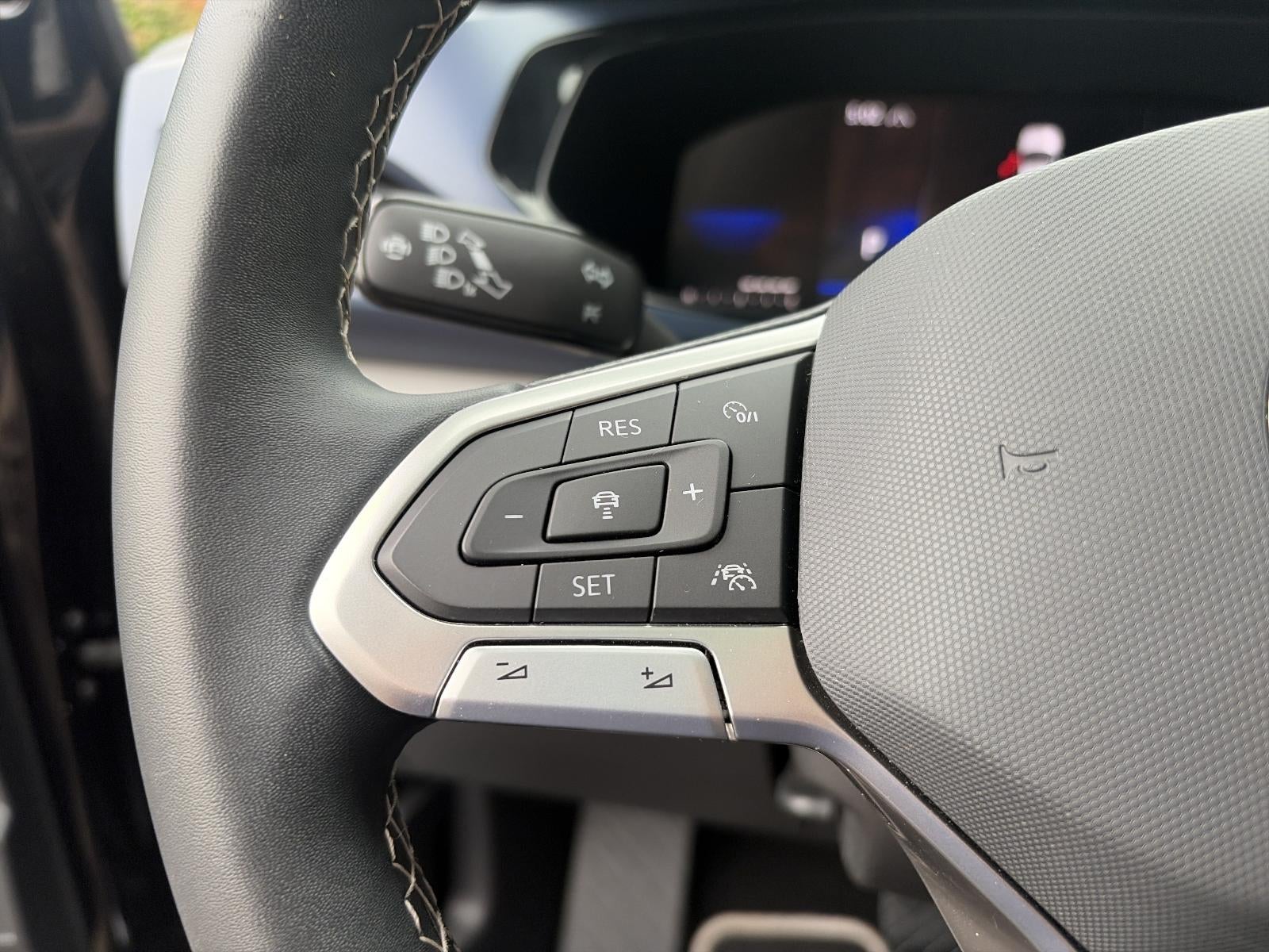 2023 Volkswagen Taos SE 4MOTION *Ltd Avail*