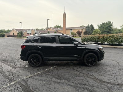2023 Volkswagen Taos SE 4MOTION *Ltd Avail*