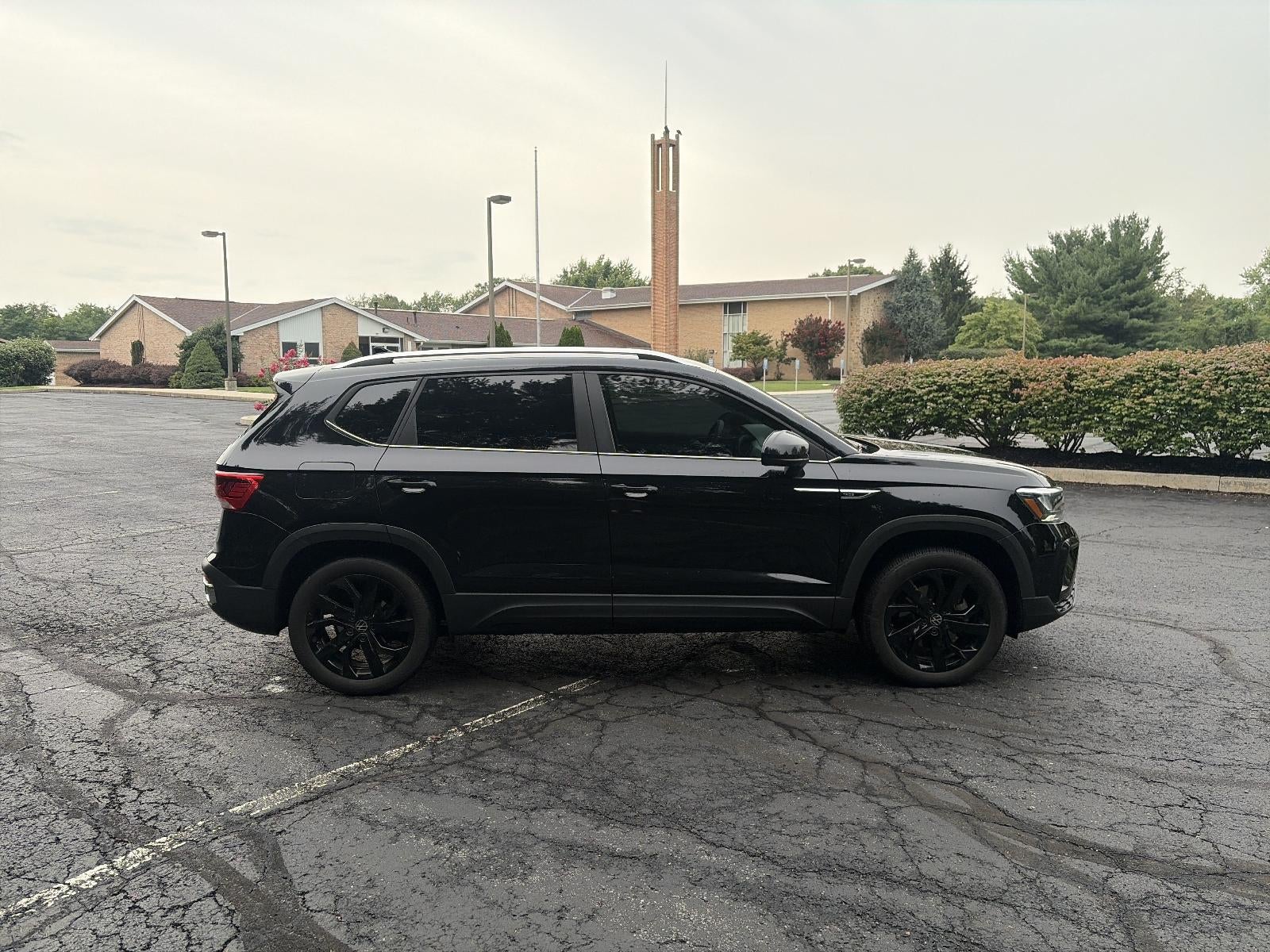 2023 Volkswagen Taos SE 4MOTION *Ltd Avail*