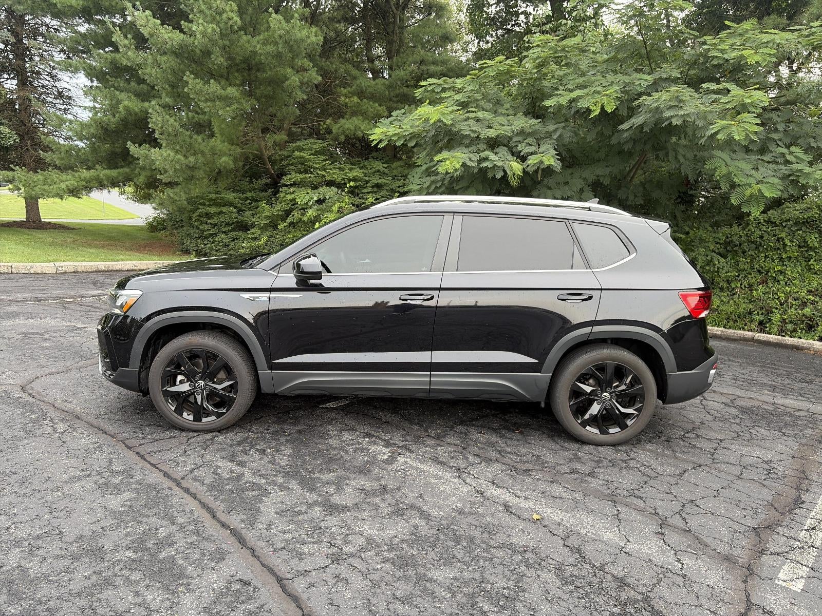 2023 Volkswagen Taos SE 4MOTION *Ltd Avail*