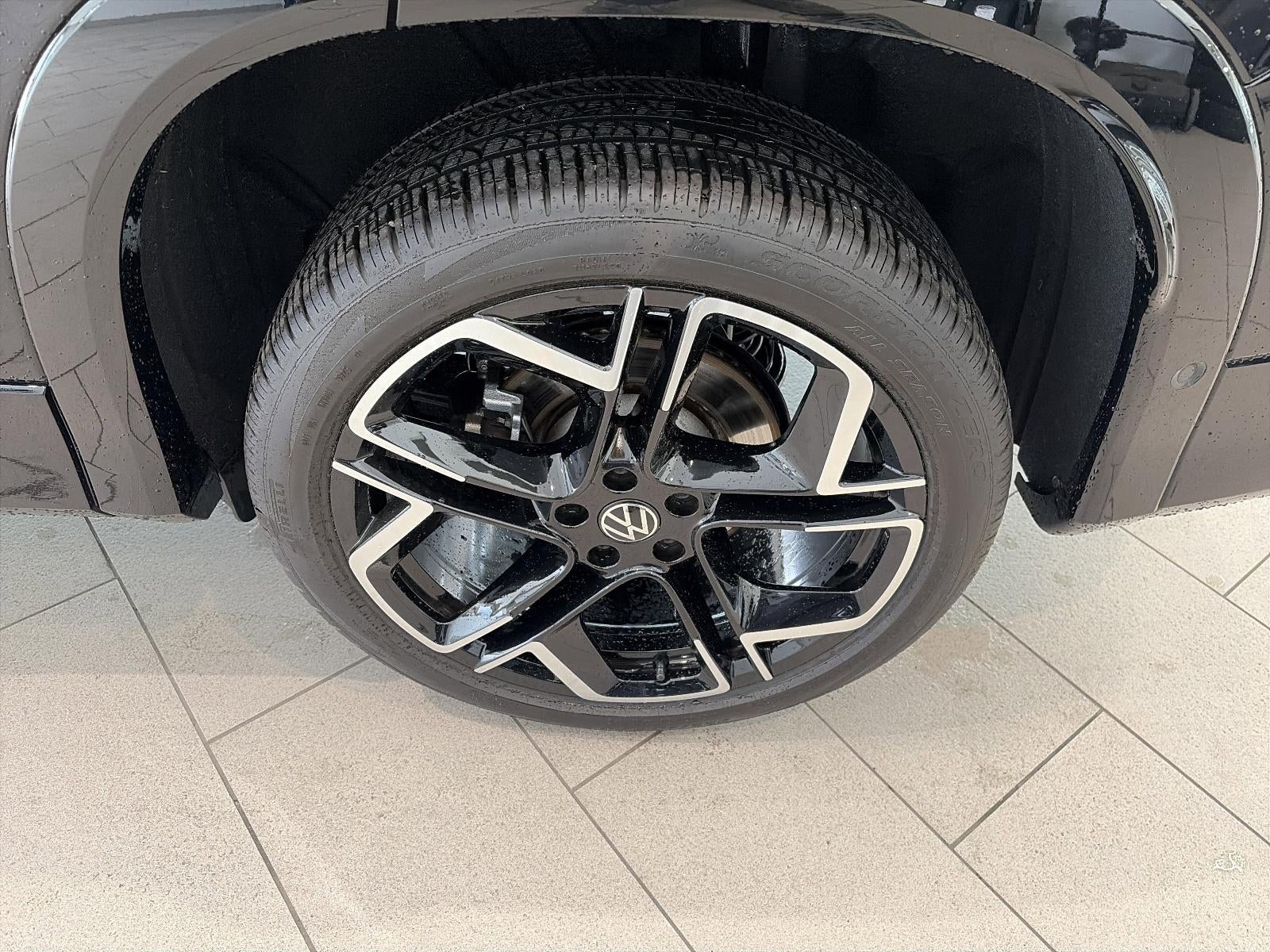2026 Volkswagen Tiguan SEL R-Line Turbo 4MOTION