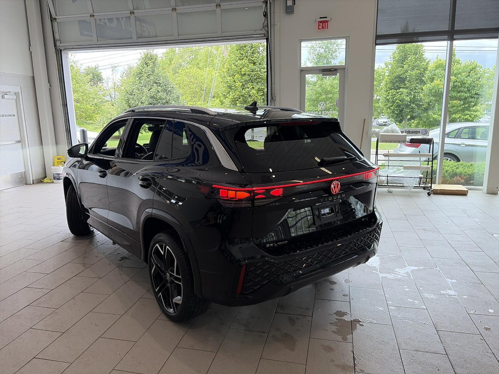 2026 Volkswagen Tiguan SEL R-Line Turbo 4MOTION
