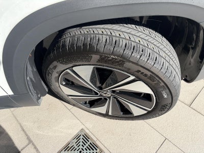 2024 Volkswagen Taos SE 4MOTION