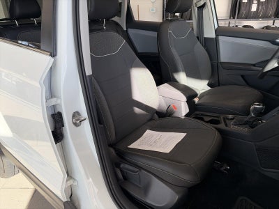 2024 Volkswagen Taos SE 4MOTION