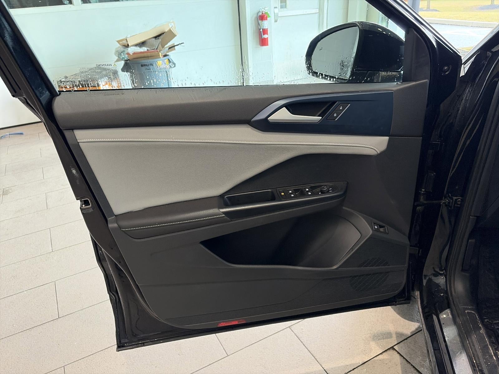 2024 Volkswagen Taos SE 4MOTION