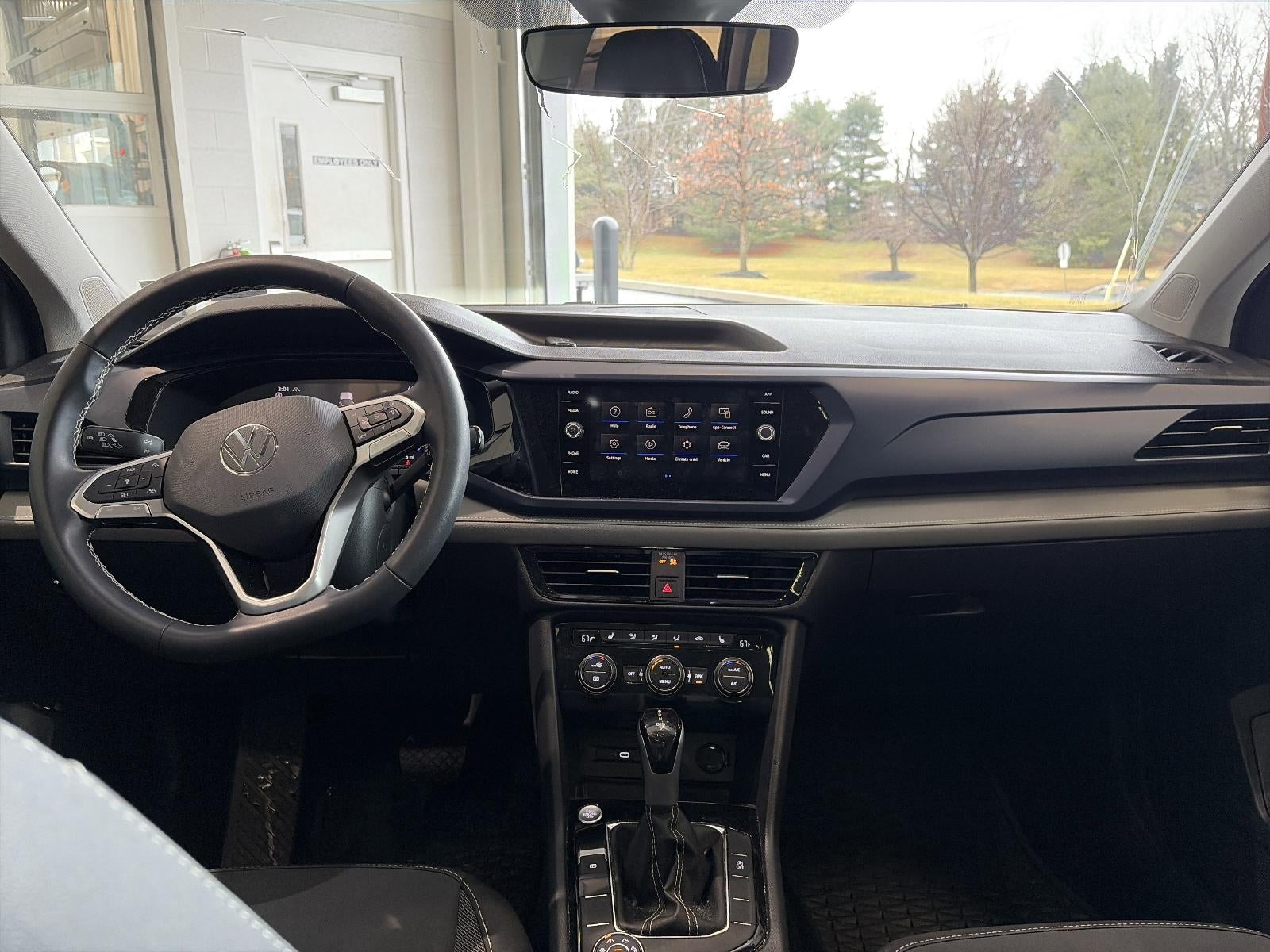 2024 Volkswagen Taos SE 4MOTION