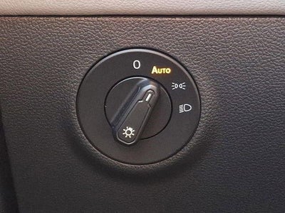 2022 Volkswagen Taos SE 4MOTION