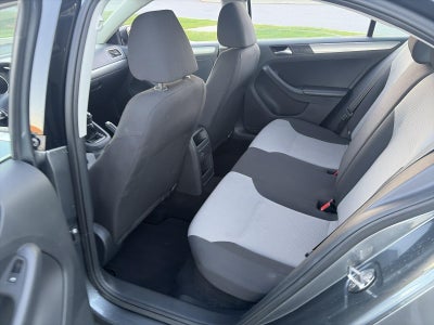 2017 Volkswagen Jetta 1.4T S Manual