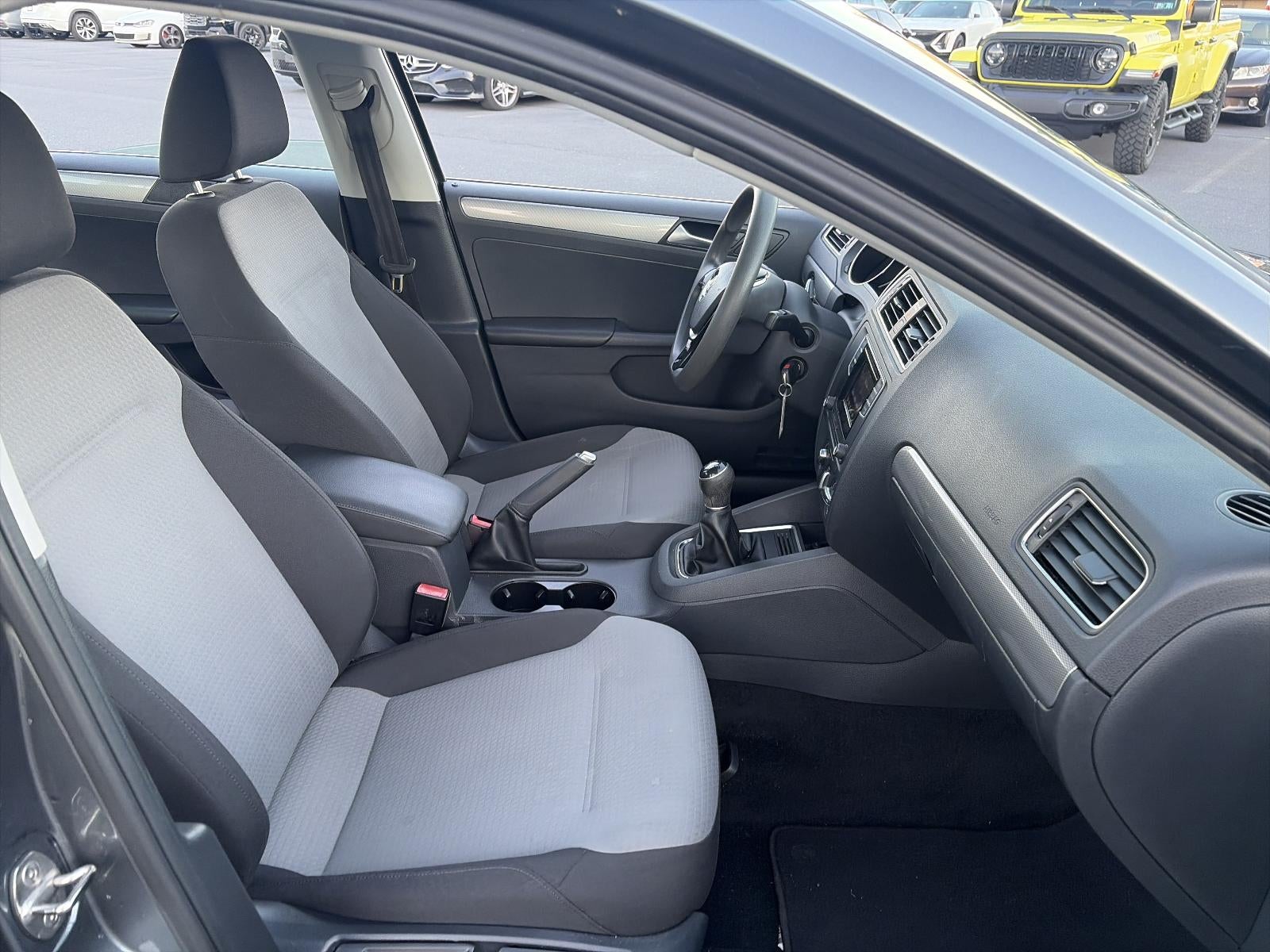 2017 Volkswagen Jetta 1.4T S Manual