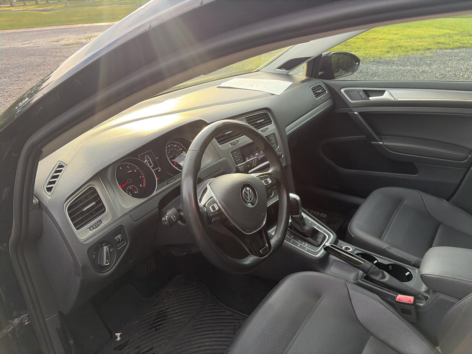 2015 Volkswagen Golf 4dr HB Auto TSI SE