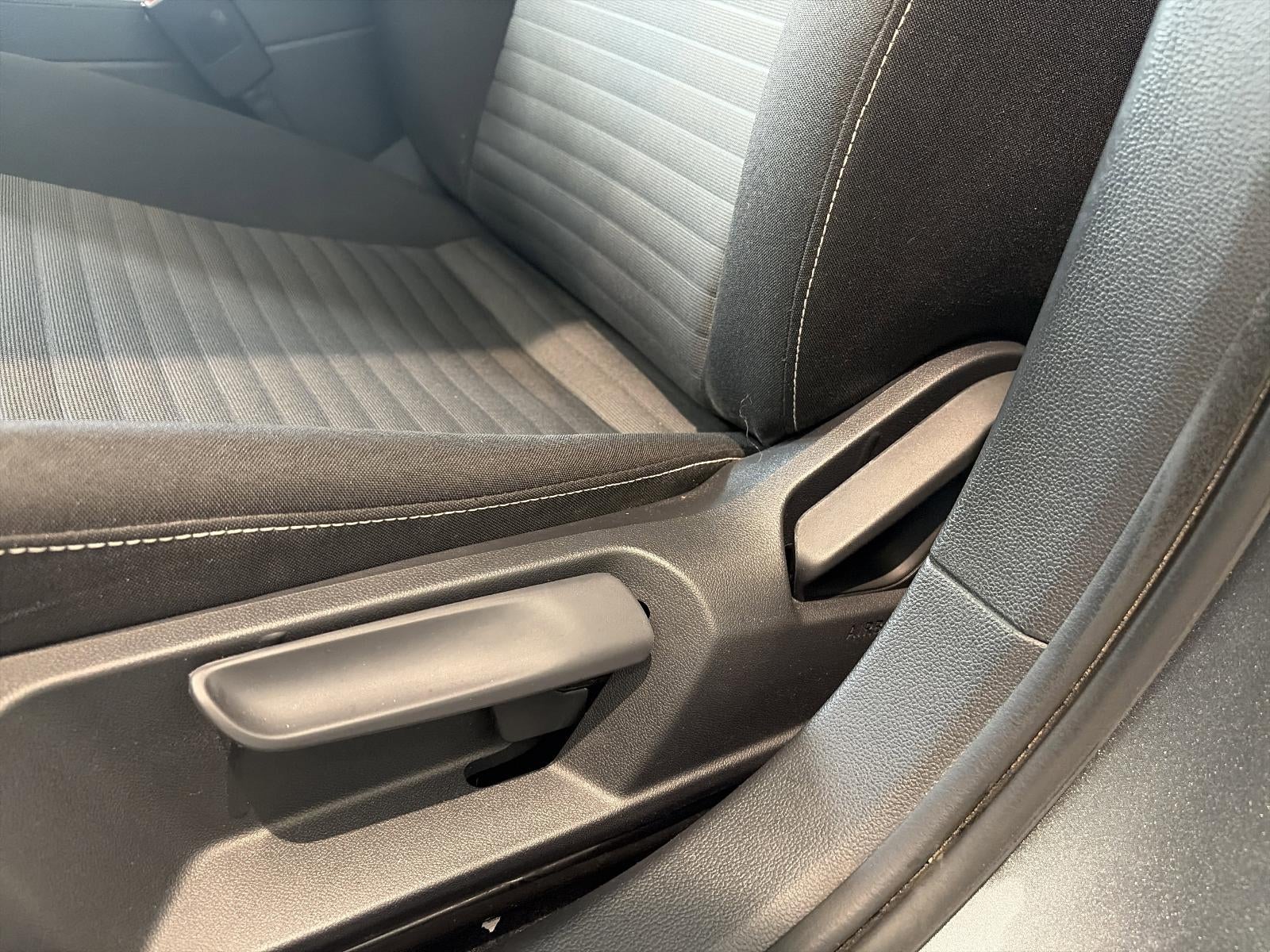 2023 Volkswagen Jetta S Manual