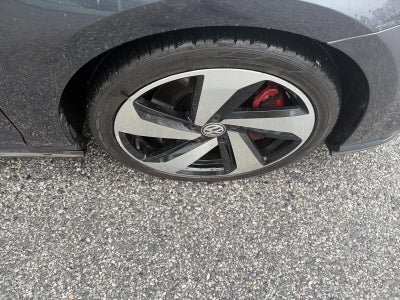 2018 Volkswagen Golf GTI 2.0T SE Manual