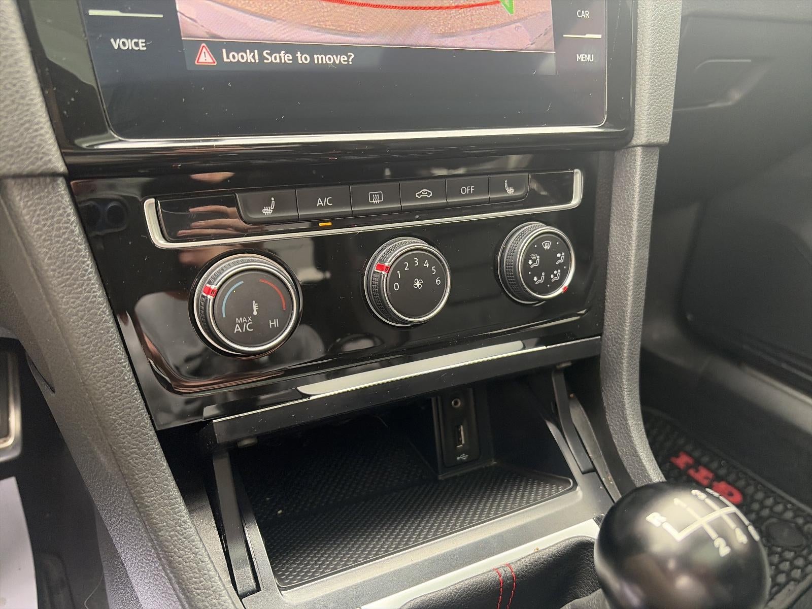 2018 Volkswagen Golf GTI 2.0T SE Manual