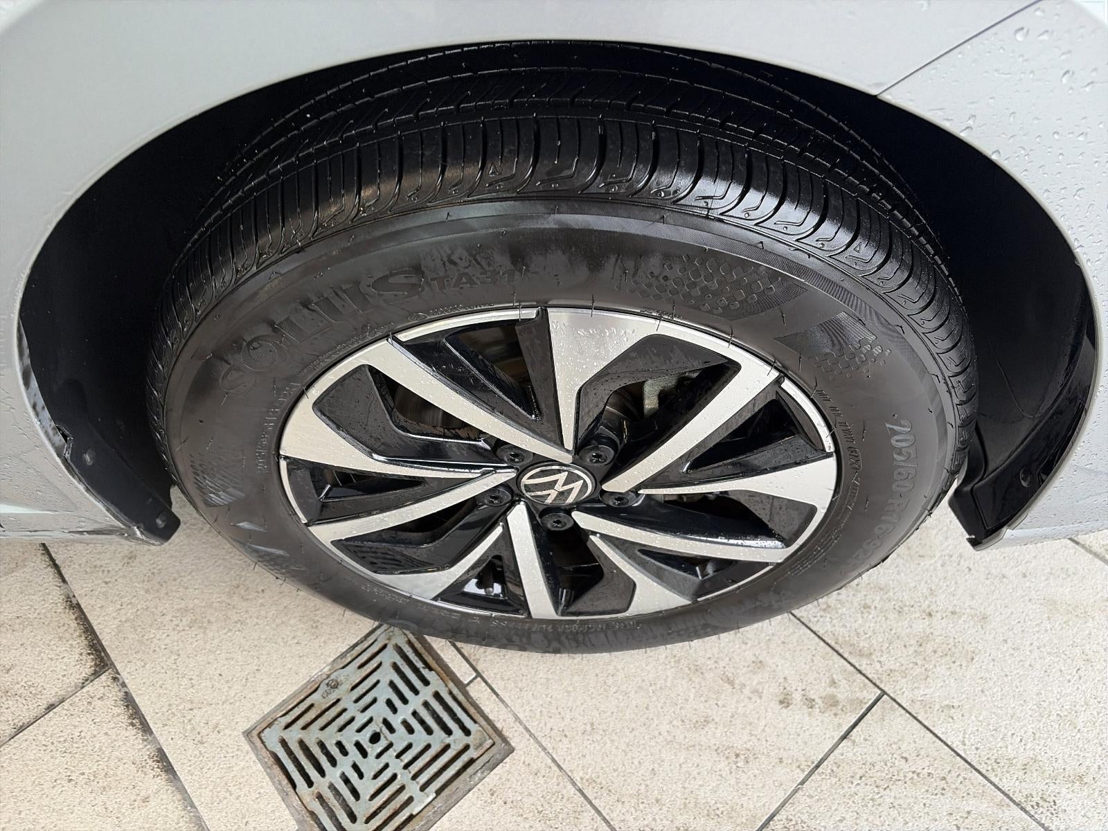 2025 Volkswagen Jetta S Auto