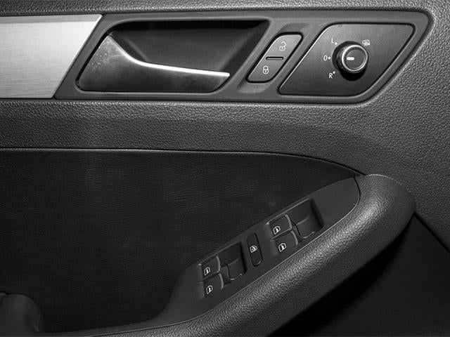 2014 Volkswagen Jetta 4dr DSG Hybrid Sedan