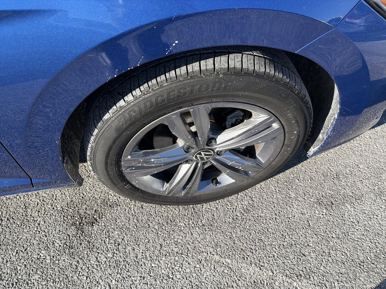 2023 Volkswagen Jetta SE Auto