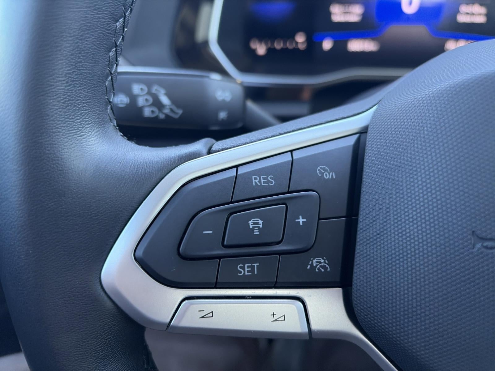 2023 Volkswagen Jetta SE Auto