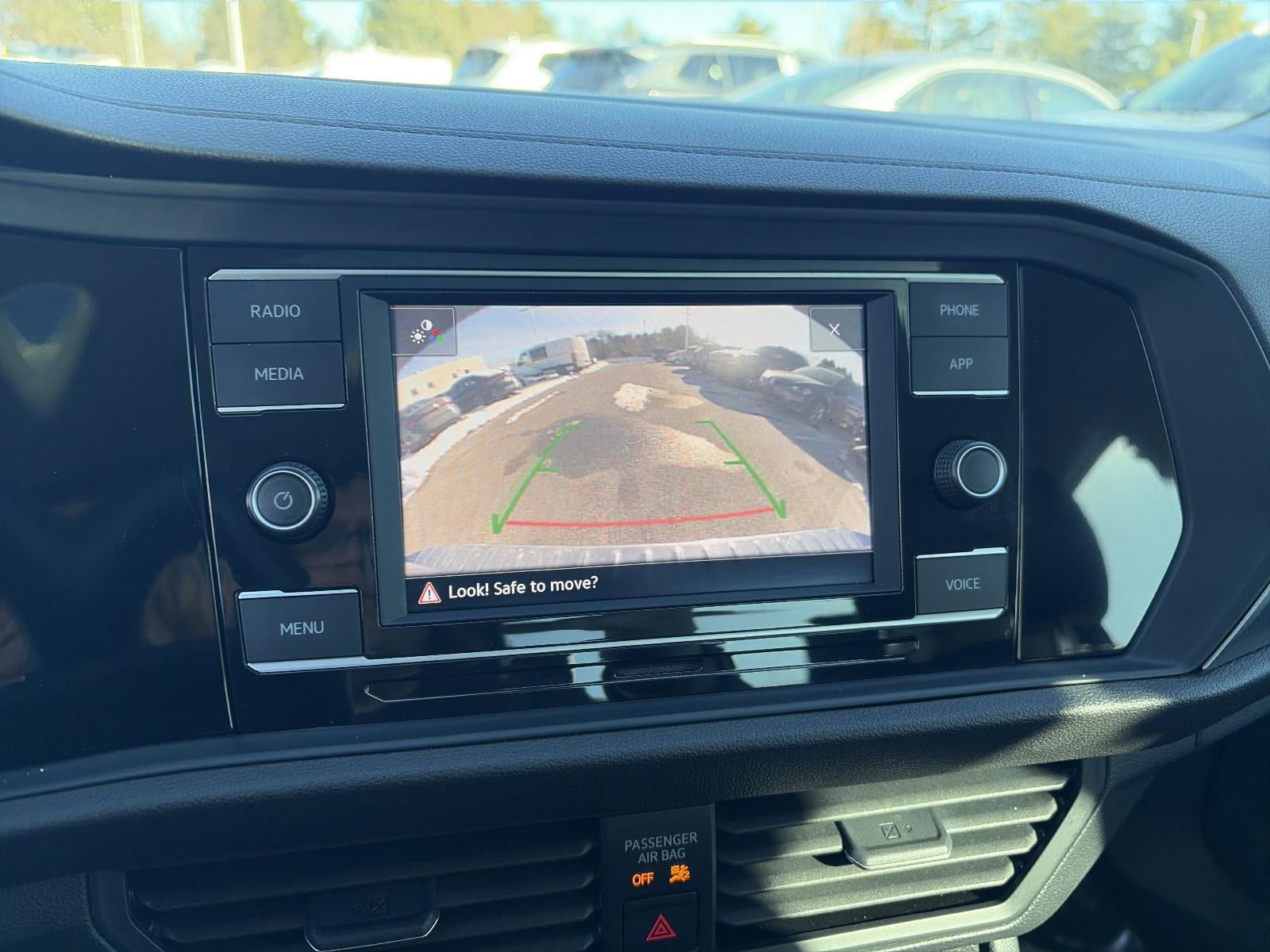 2023 Volkswagen Jetta SE Auto