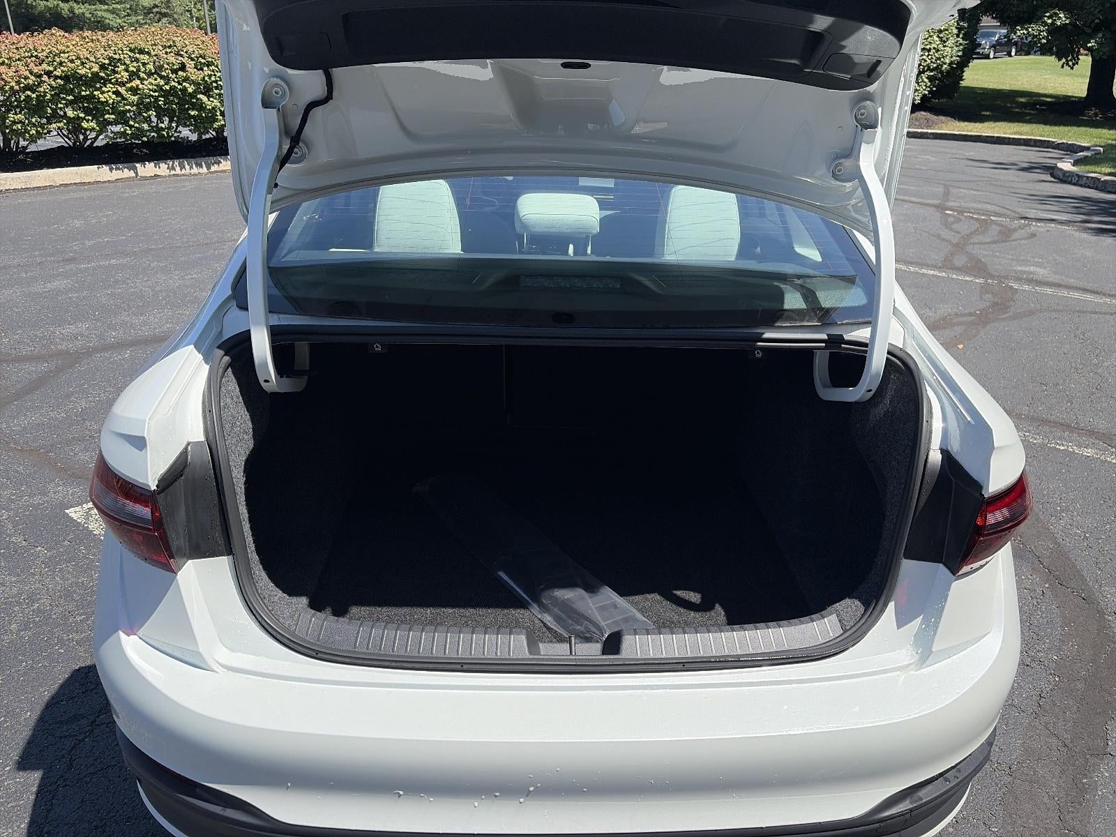 2026 Volkswagen Jetta SE Auto