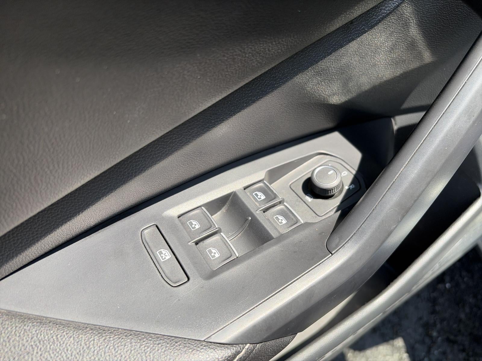 2023 Volkswagen Jetta Sport Auto
