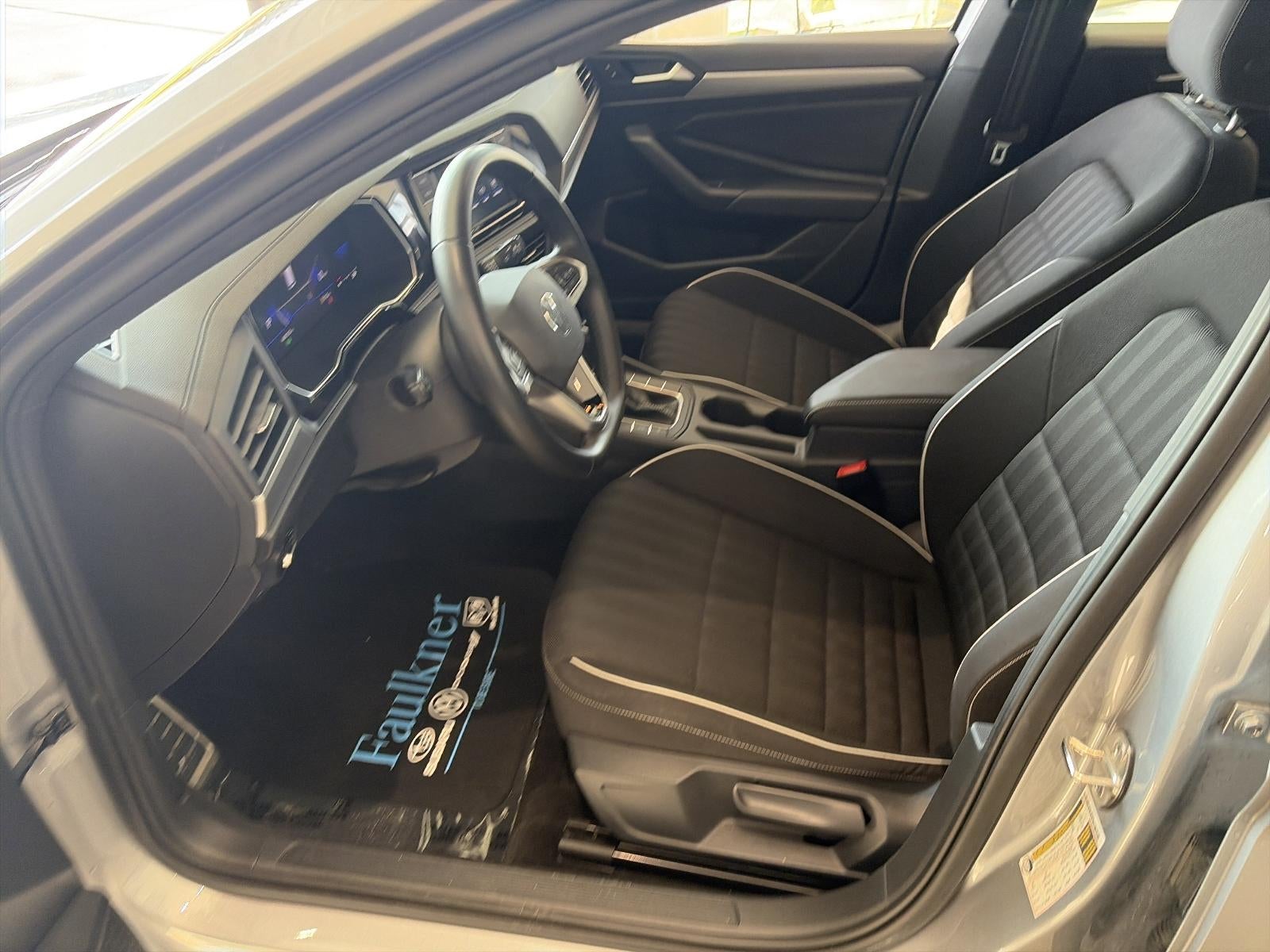 2023 Volkswagen Jetta Sport Auto