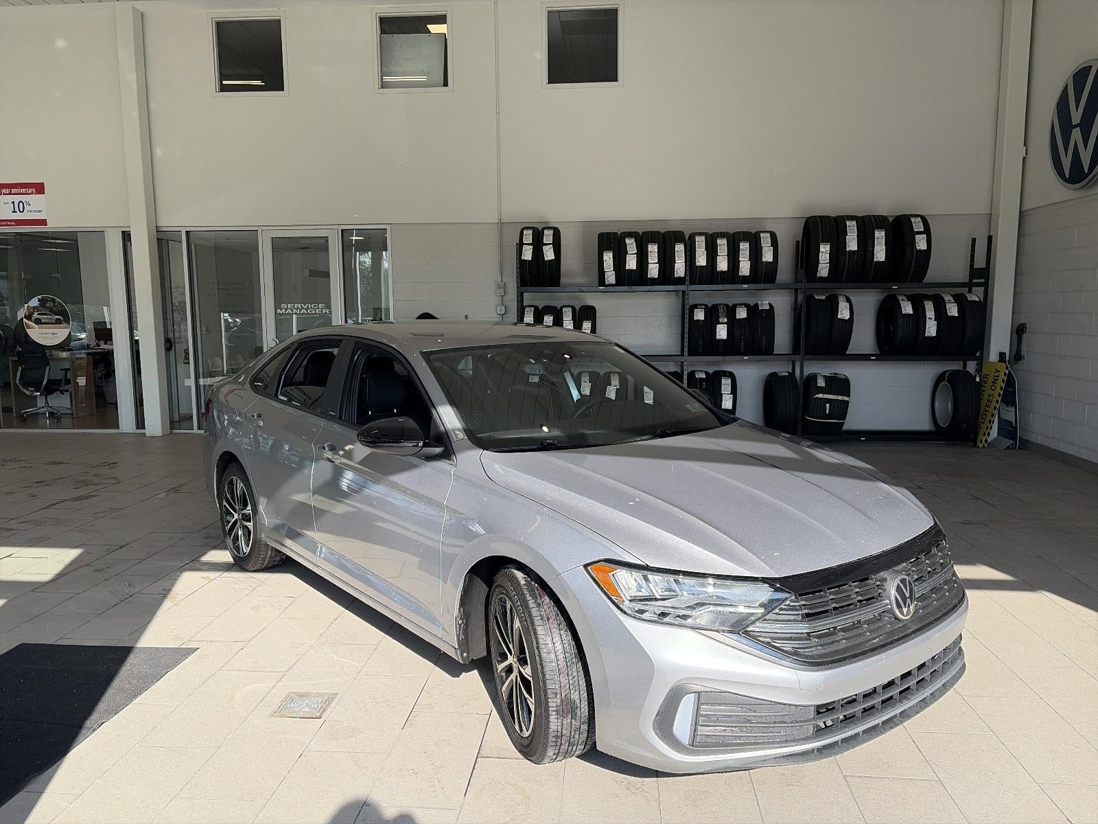 2023 Volkswagen Jetta Sport Auto