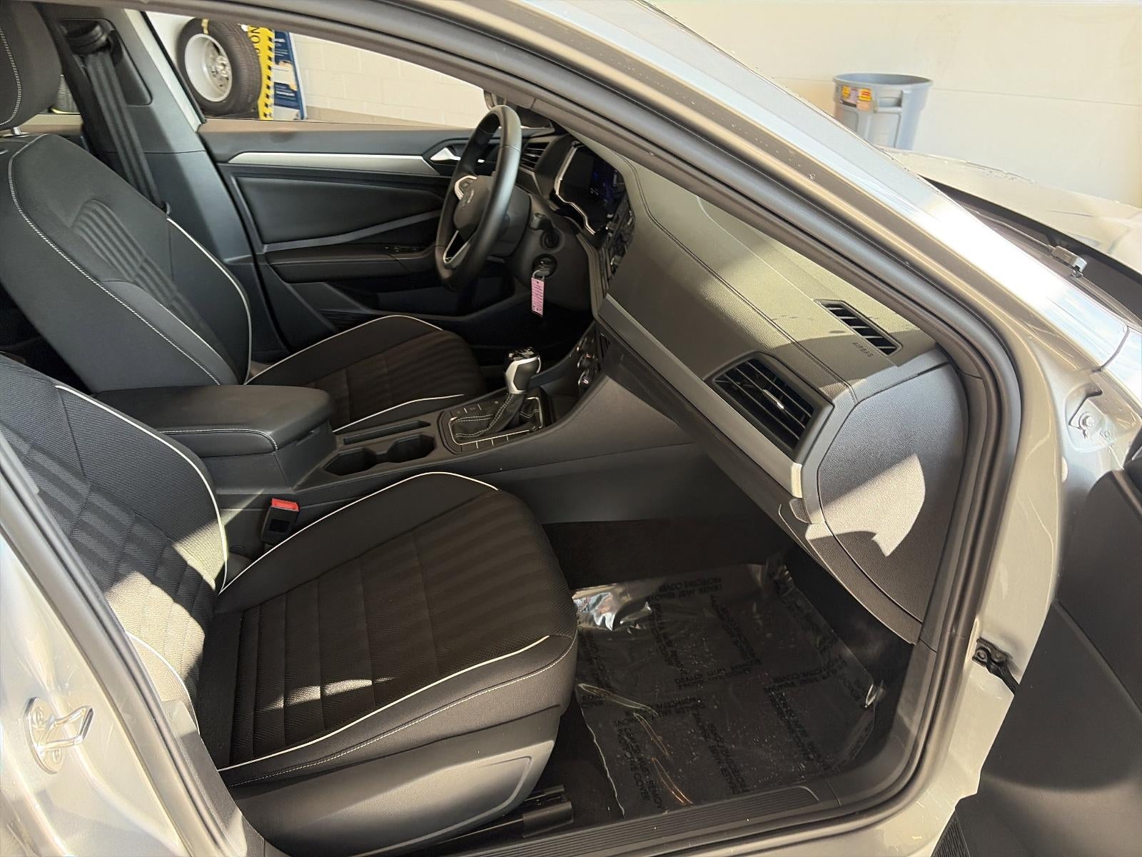 2023 Volkswagen Jetta Sport Auto