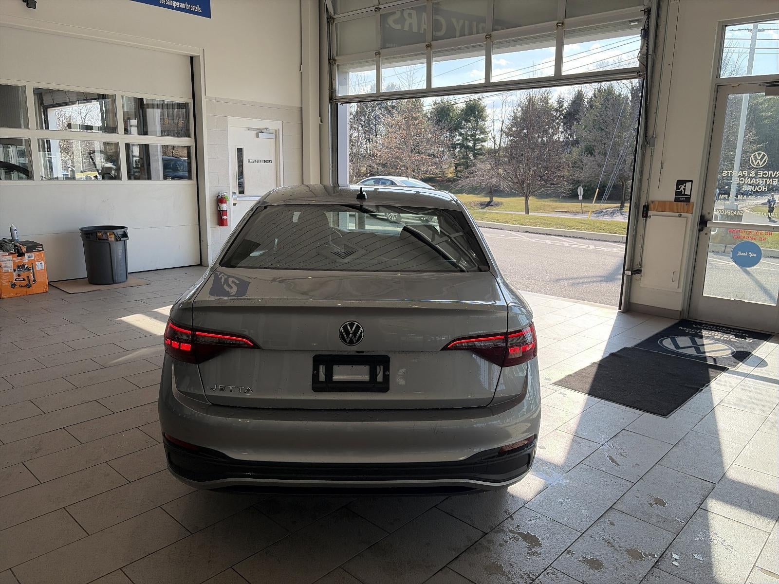 2023 Volkswagen Jetta Sport Auto