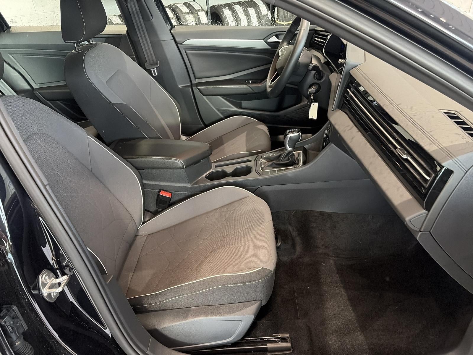 2026 Volkswagen Jetta Sport Auto