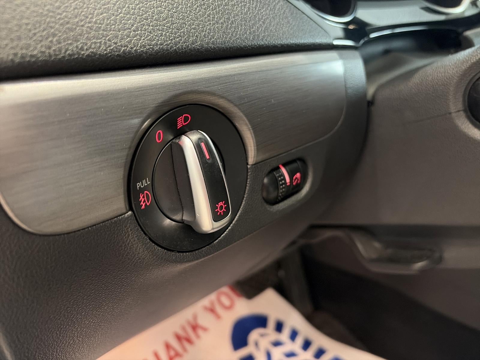 2016 Volkswagen Jetta 4dr Auto 1.8T Sport PZEV Sedan