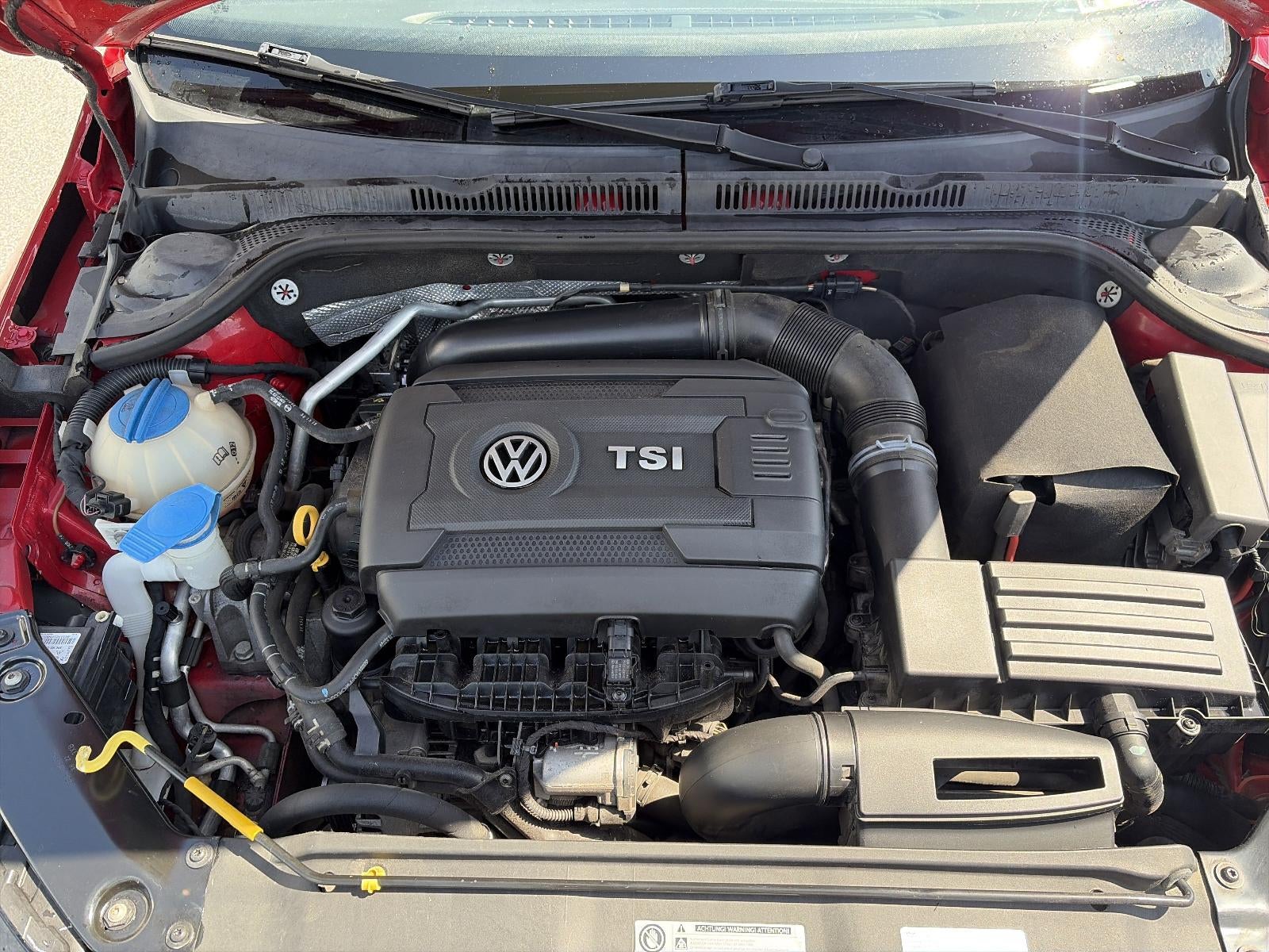 2016 Volkswagen Jetta 4dr Auto 1.8T Sport PZEV Sedan