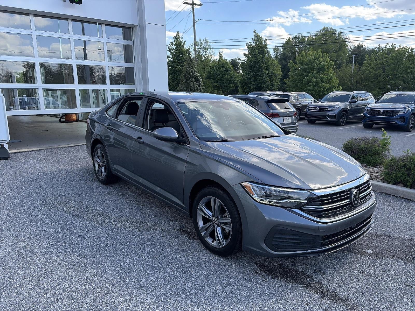 2024 Volkswagen Jetta SE Auto