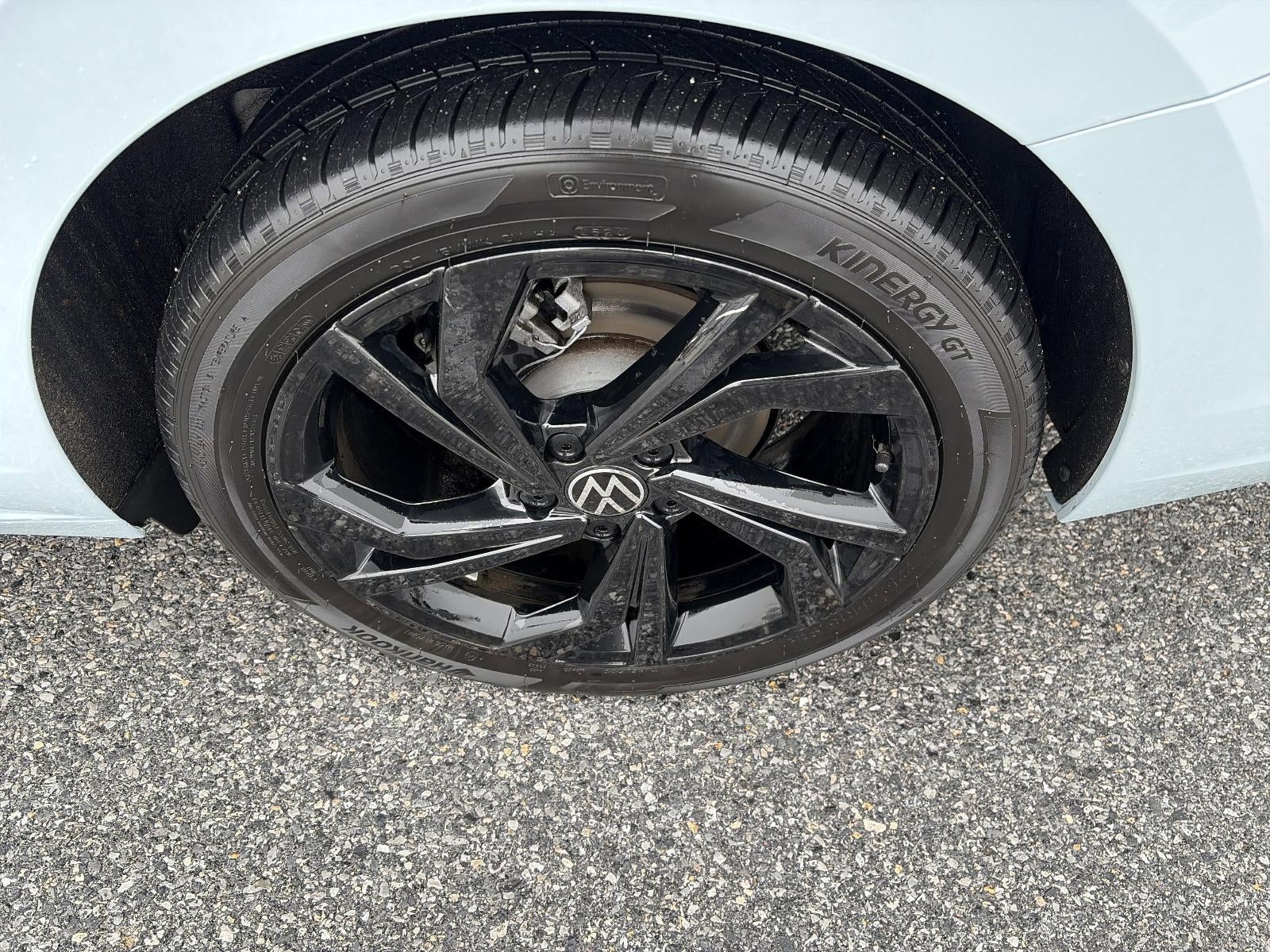 2025 Volkswagen Jetta SE Auto