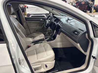 2018 Volkswagen Golf 1.8T SE Auto