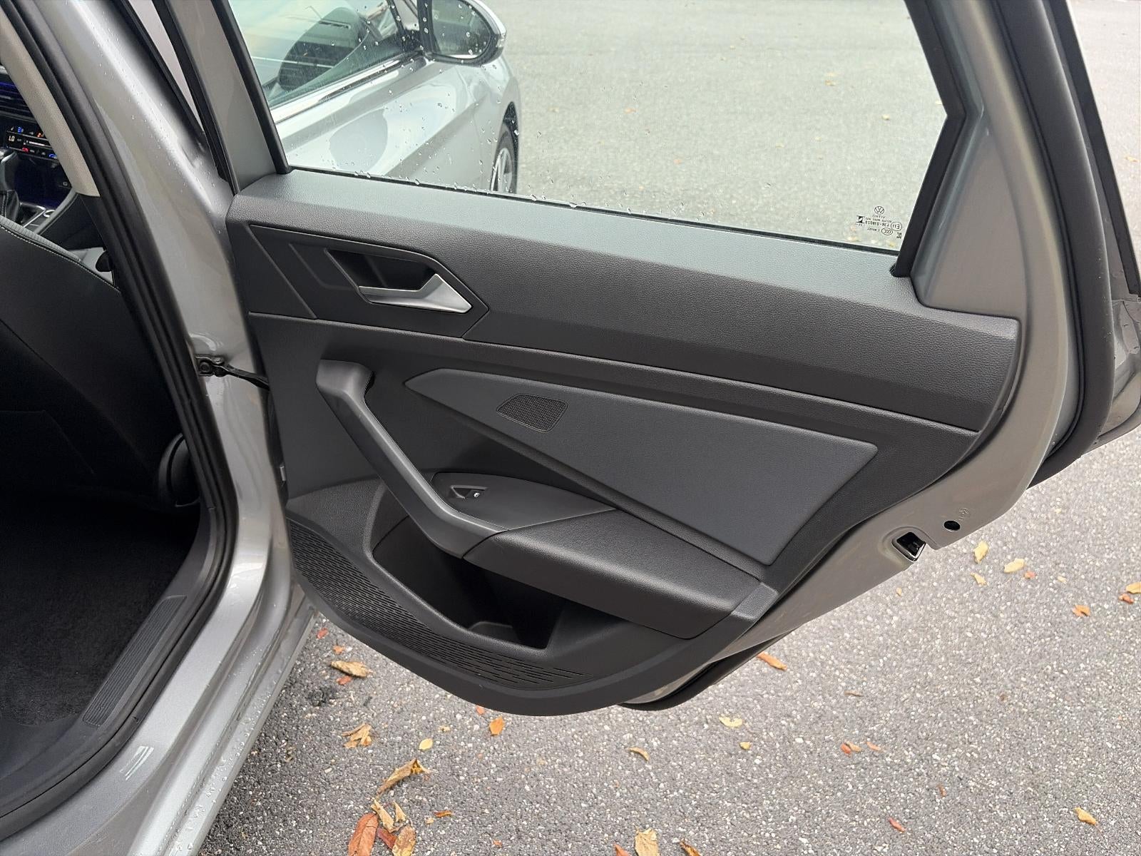 2026 Volkswagen Jetta SEL Auto