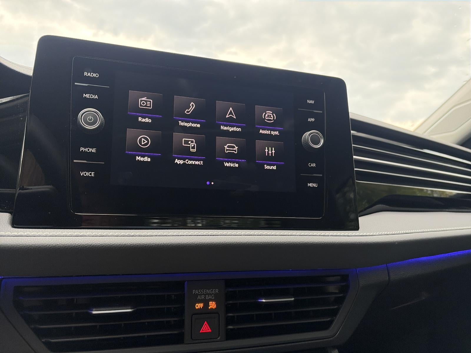 2026 Volkswagen Jetta SEL Auto