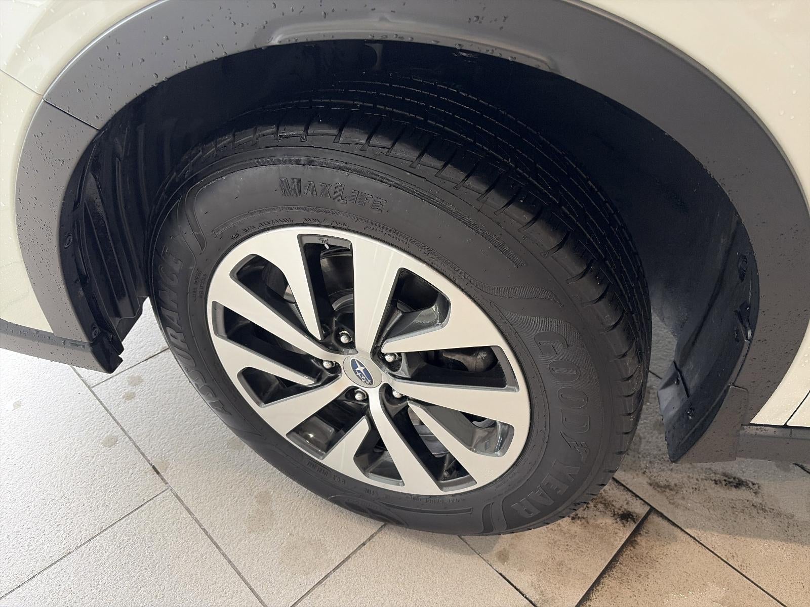 2022 Subaru Outback Premium CVT