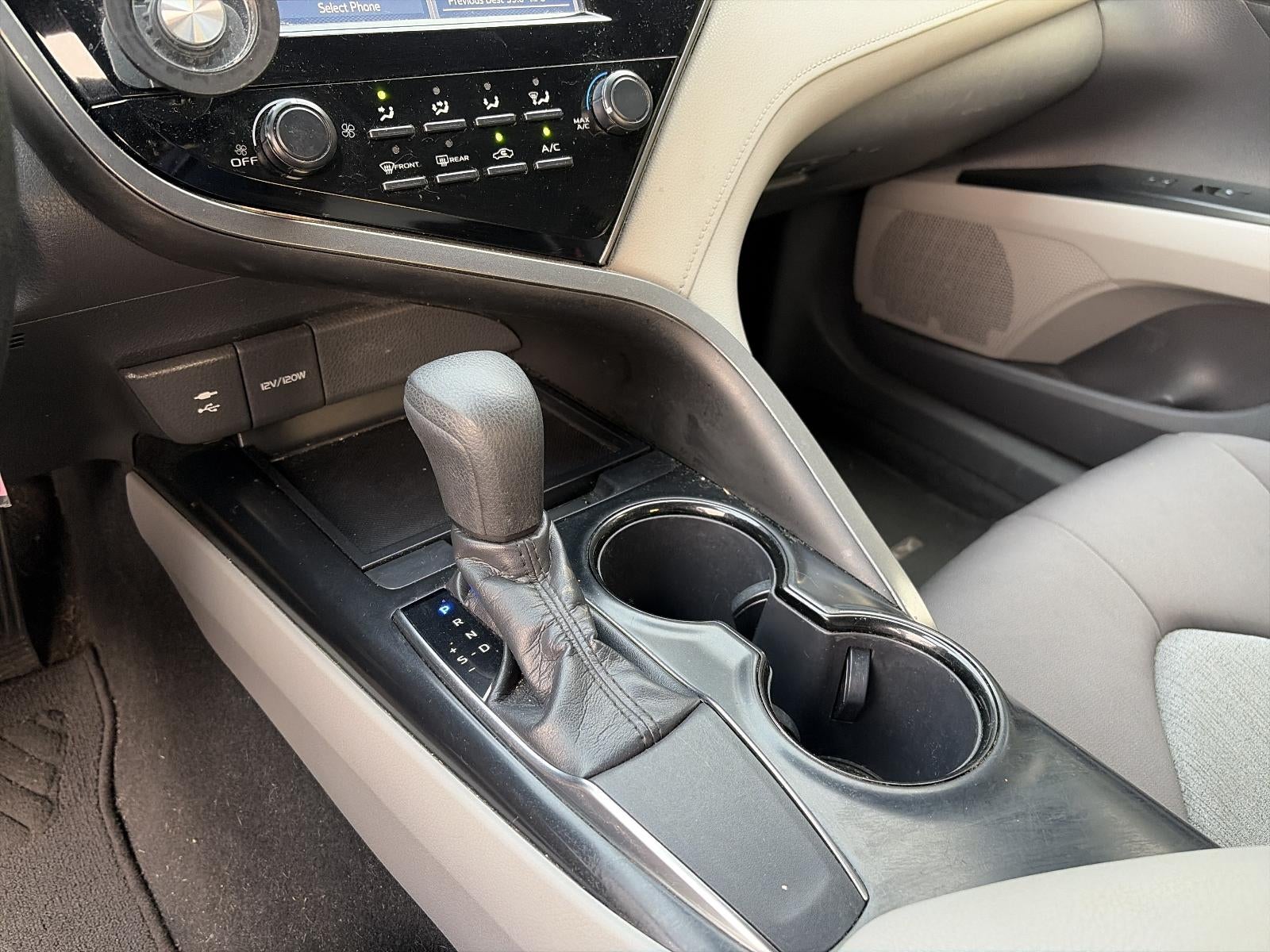 2019 Toyota Camry LE Auto (SE)